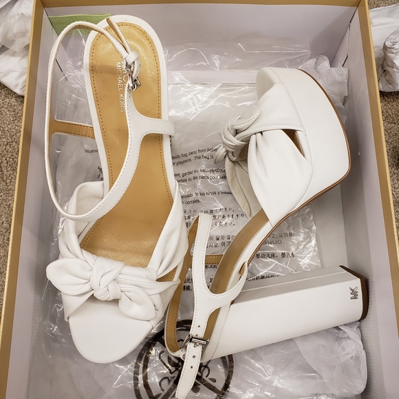 Michael Kors Pippa Platform Sandals - Picture 2 of 4